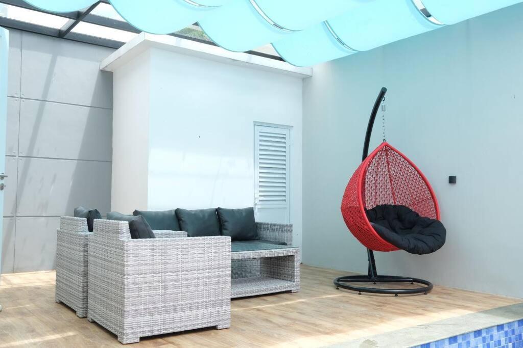 Villa 55 With Pool, Karaoke And Rooftop Bogor Zewnętrze zdjęcie