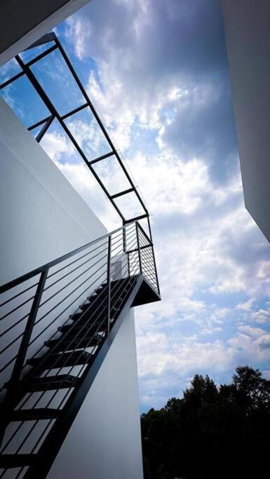 Villa 55 With Pool, Karaoke And Rooftop Bogor Zewnętrze zdjęcie